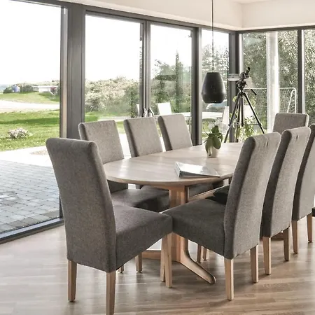 Four-bedroom In Hesselager