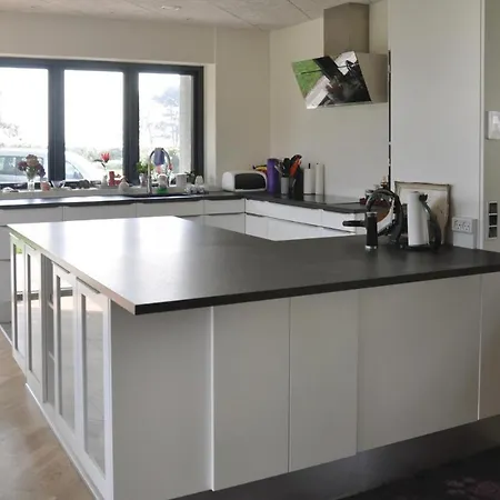 Hébergement de vacances Four-bedroom In Hesselager