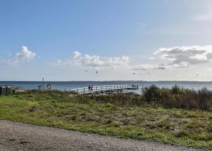 Дом отдыха Four-bedroom In Hesselager