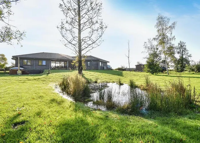 Дом отдыха Four-bedroom In *