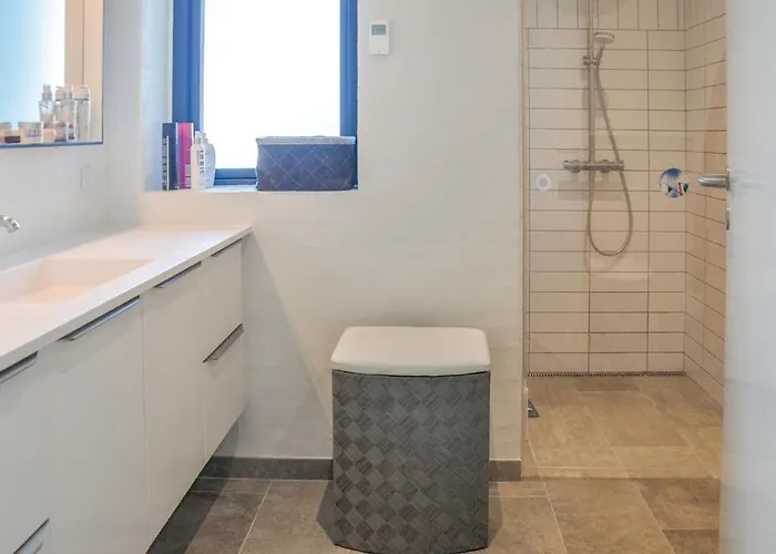 Дом отдыха Four-bedroom In Hesselager