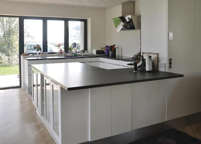 Дом отдыха Four-bedroom In Hesselager